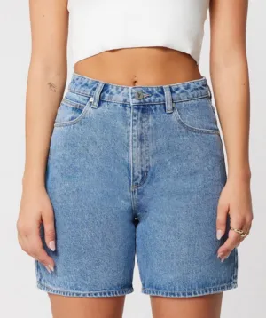 A BRAND CARRIE SHORT