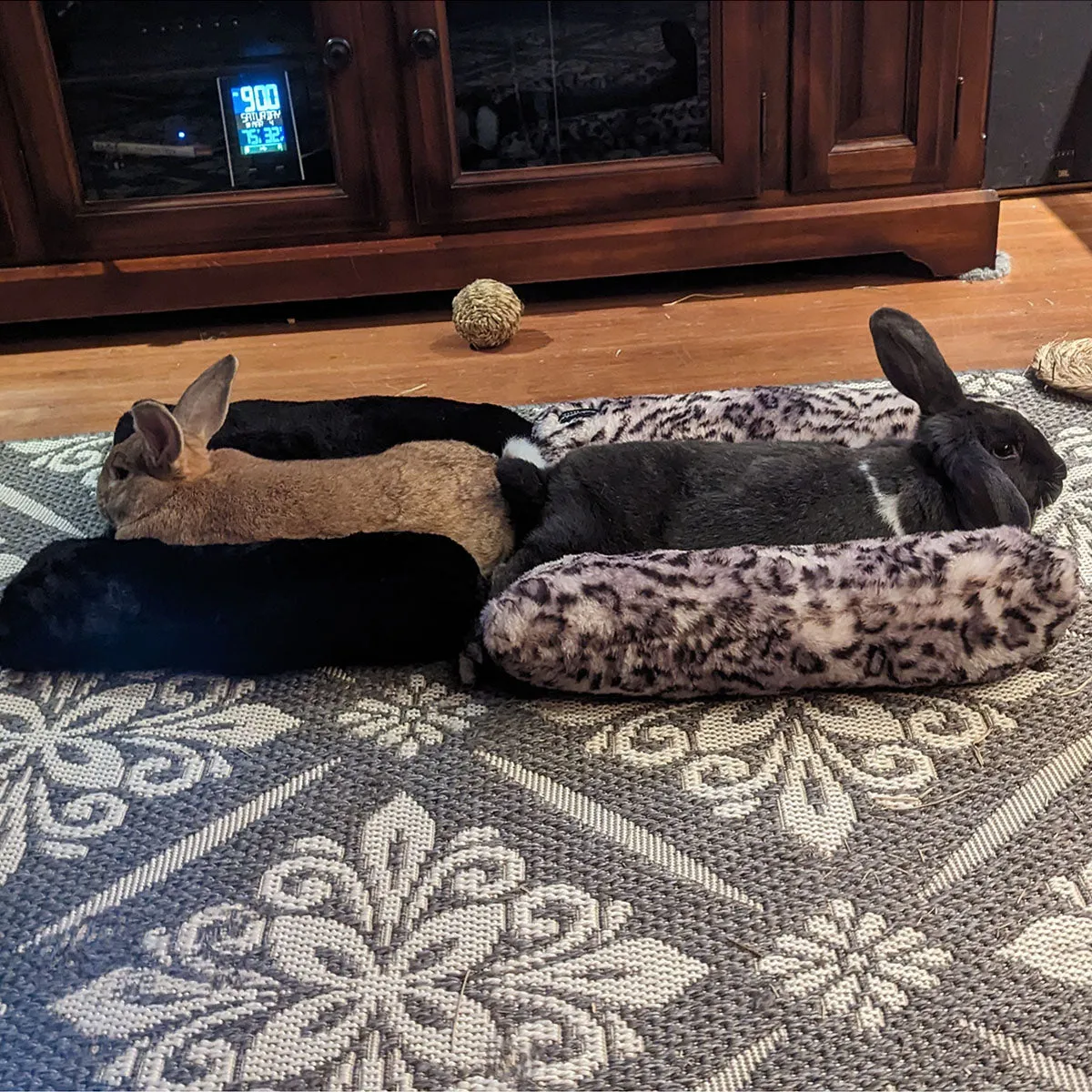 Bolstered Pet Bed - Royal Opulence Faux Furs (Sold Out - Merlot!)