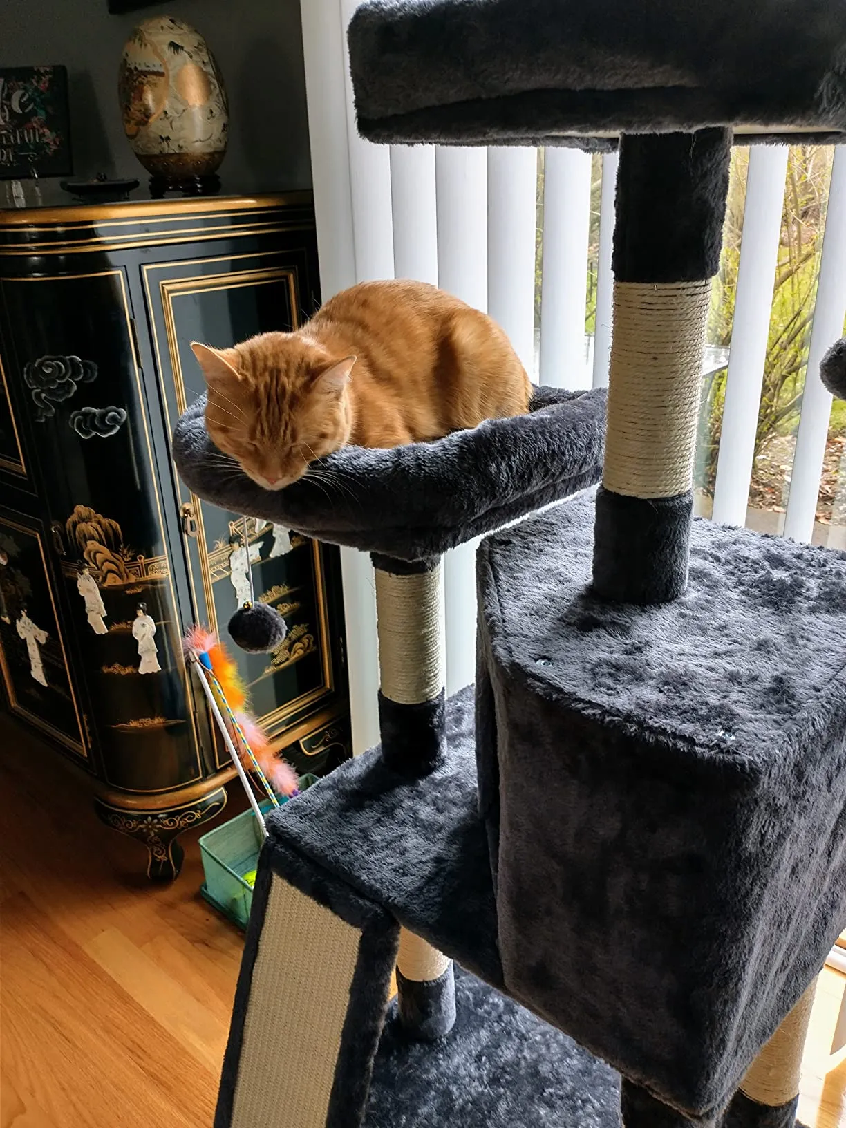 Cat Tower, Cat Tree for Indoor Cats, 45.3-Inch Cat Condo with Scratching Post