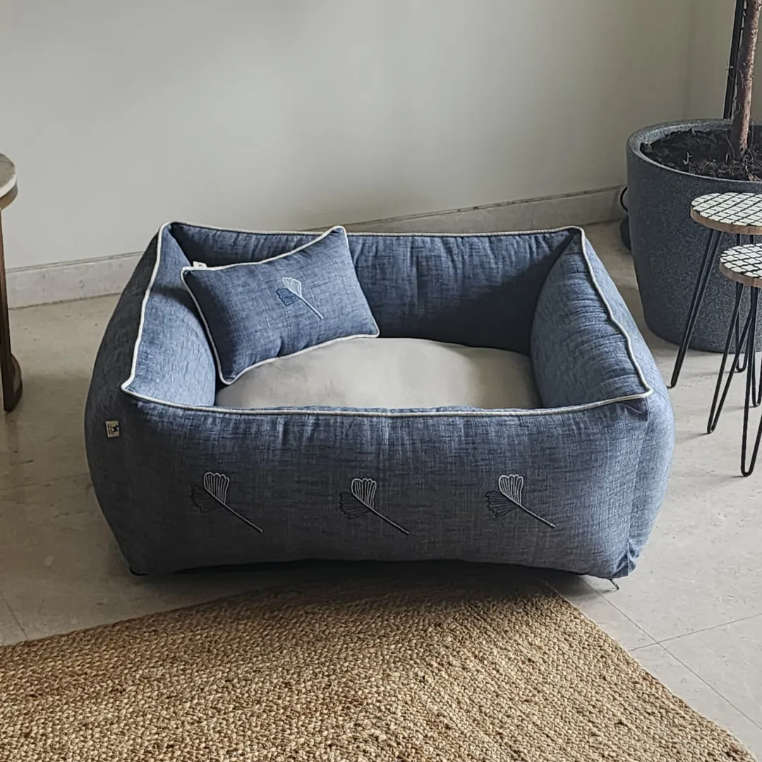 PoochMate Blue Linen Ginkgo Bedding Set