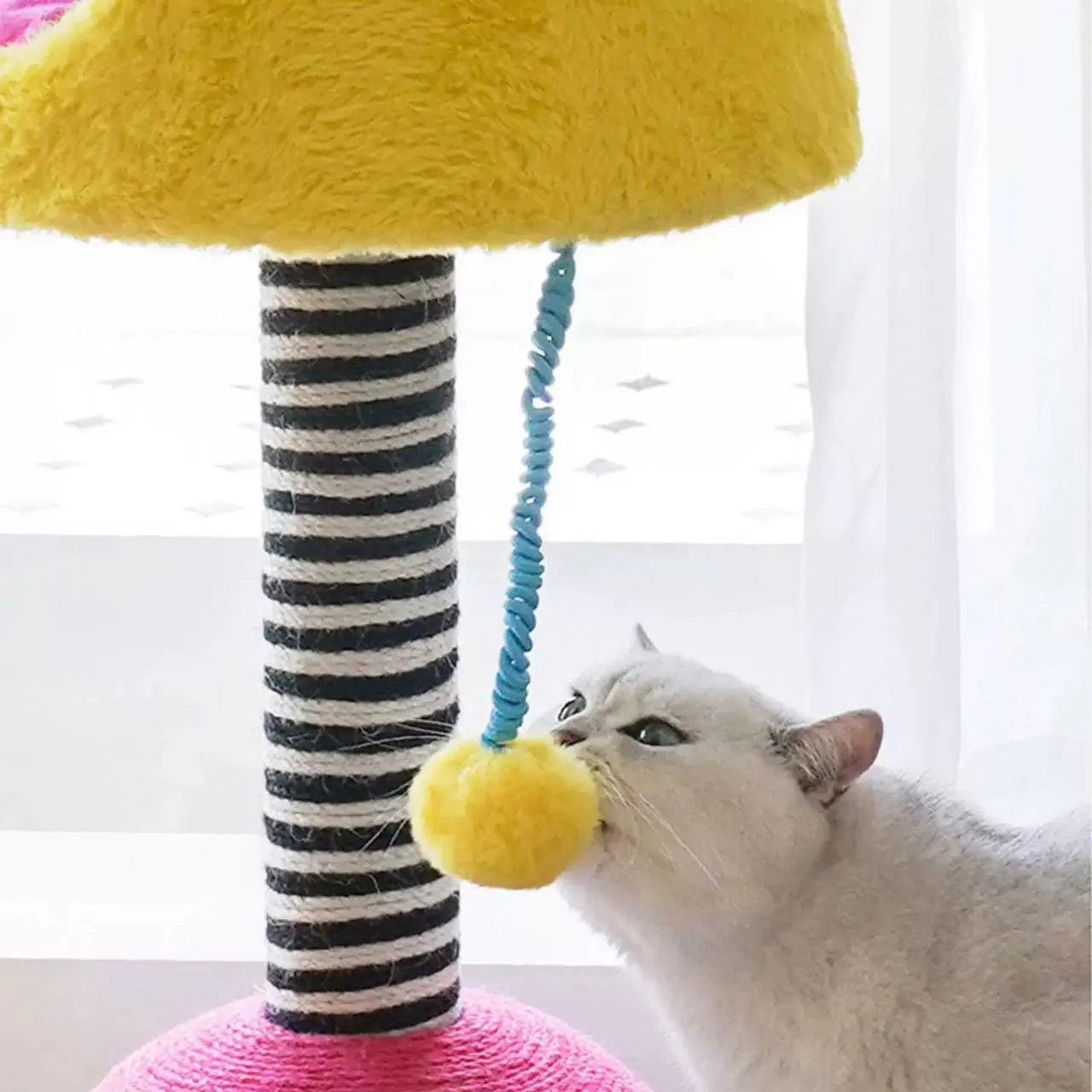 ZEZE Modern Lamp Cat Tree